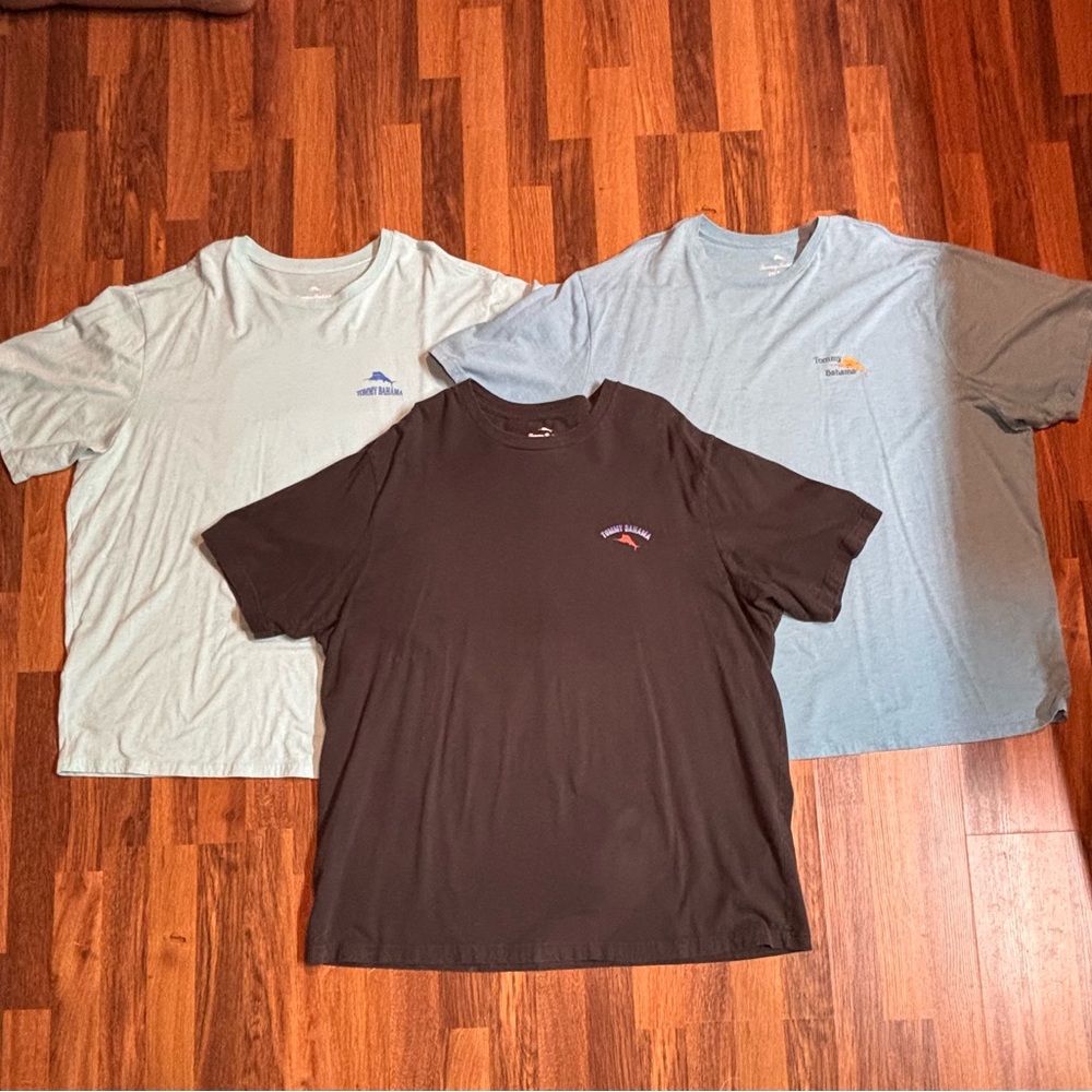 Tommy Bahama Tshirts Set Of 3, 2XLB & 2XB Blue Gray